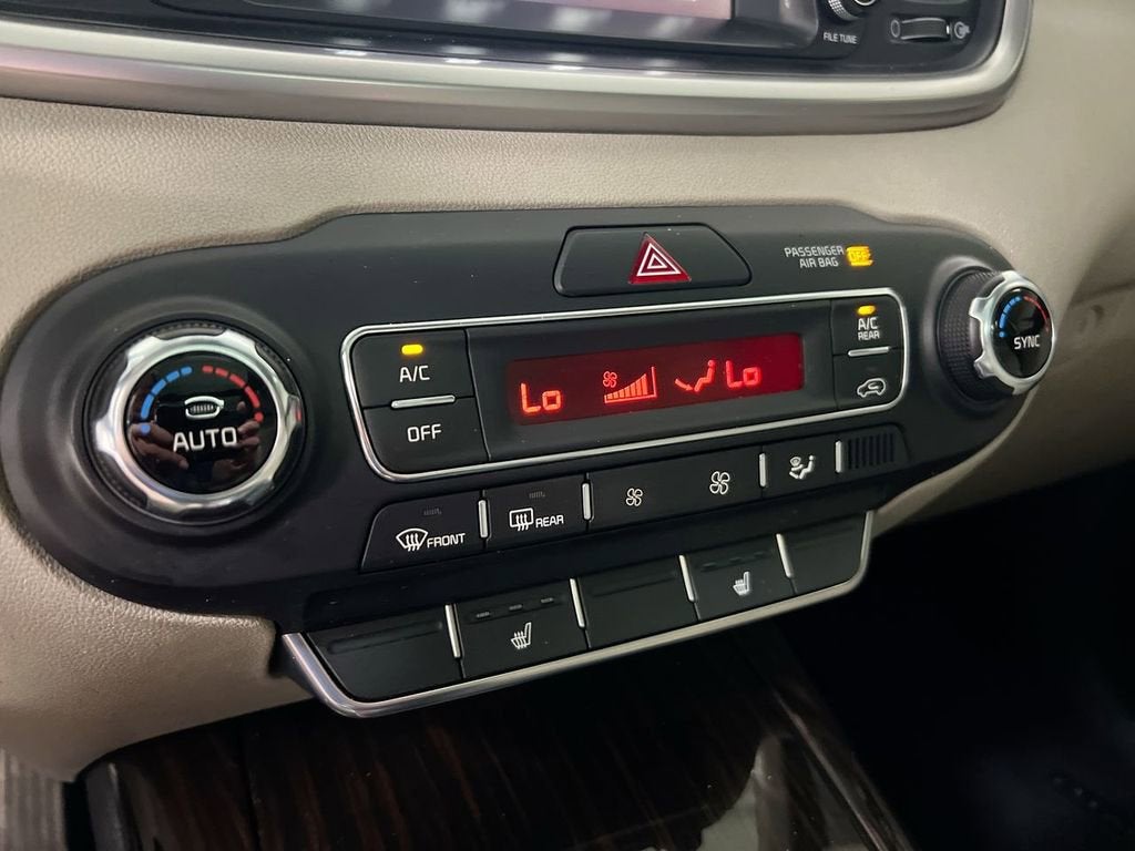 2020 Kia Sorento EX V6