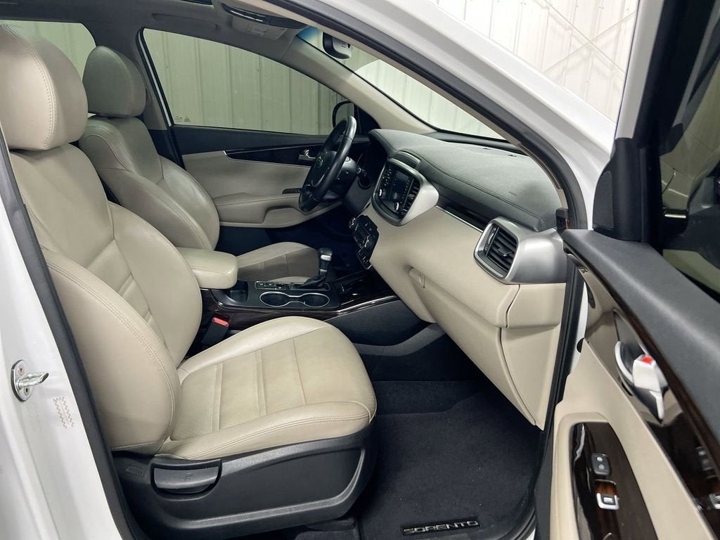 2020 Kia Sorento EX V6