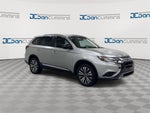 2019 Mitsubishi Outlander ES