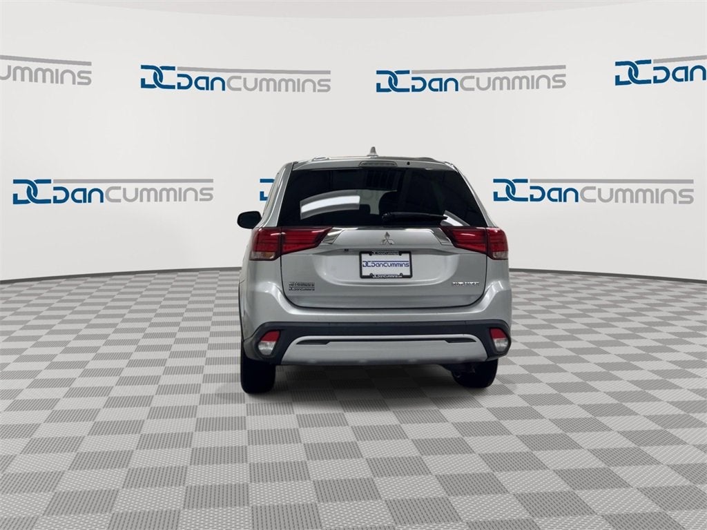 2019 Mitsubishi Outlander ES