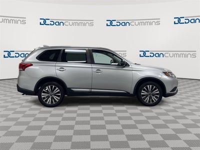 2019 Mitsubishi Outlander ES