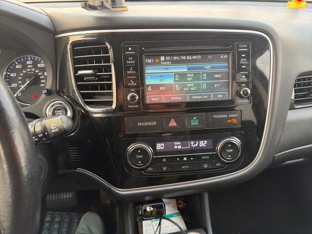 2016 Mitsubishi Outlander SE