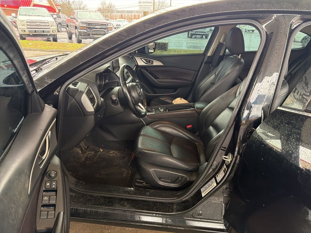 2017 Mazda Mazda3 4-Door Touring