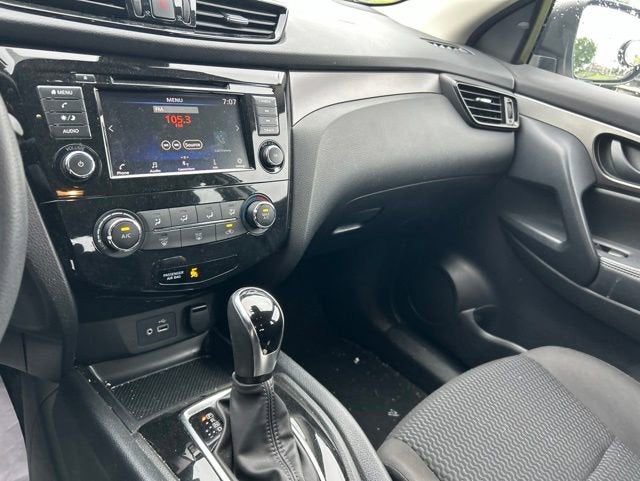 2022 Nissan Rogue Sport S