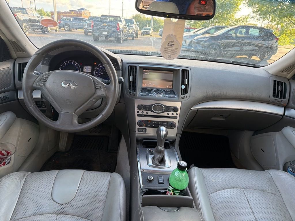 2010 INFINITI G37 Sedan x