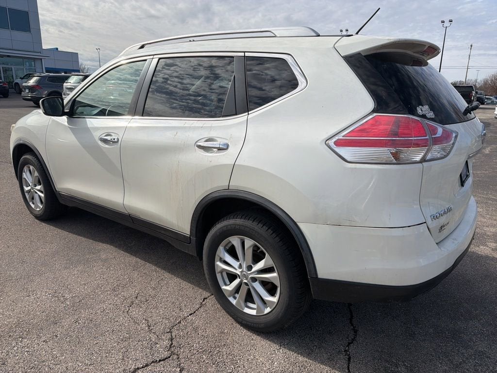 2016 Nissan Rogue SV