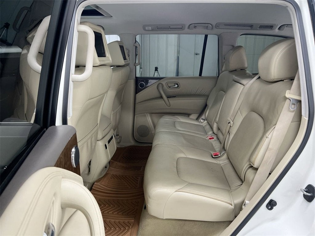 2016 INFINITI QX80 Base