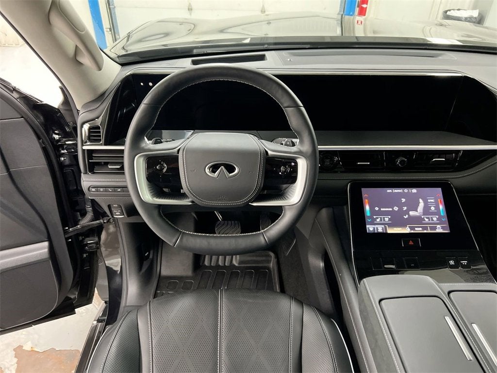 2025 INFINITI QX80 SENSORY