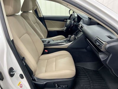 2018 Lexus IS IS 300