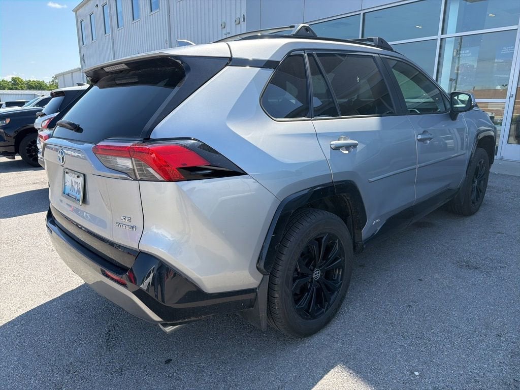 2024 Toyota RAV4 Hybrid SE