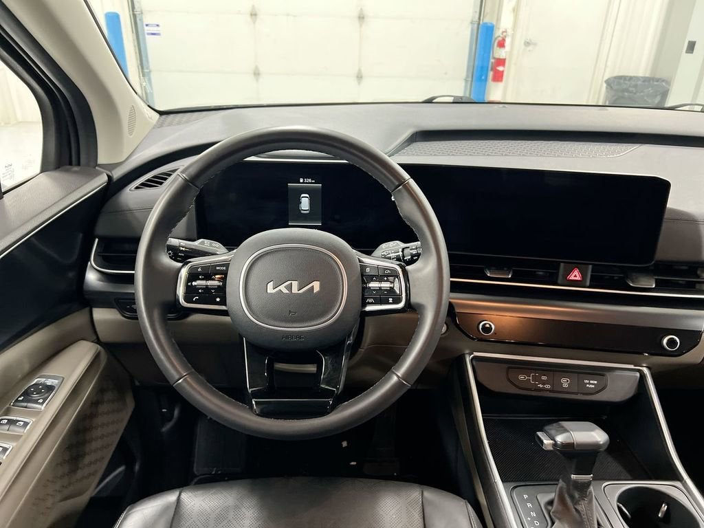 2025 Kia Carnival LXS