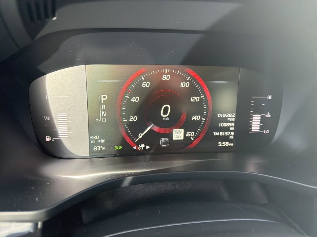 2019 Volvo XC60 Momentum