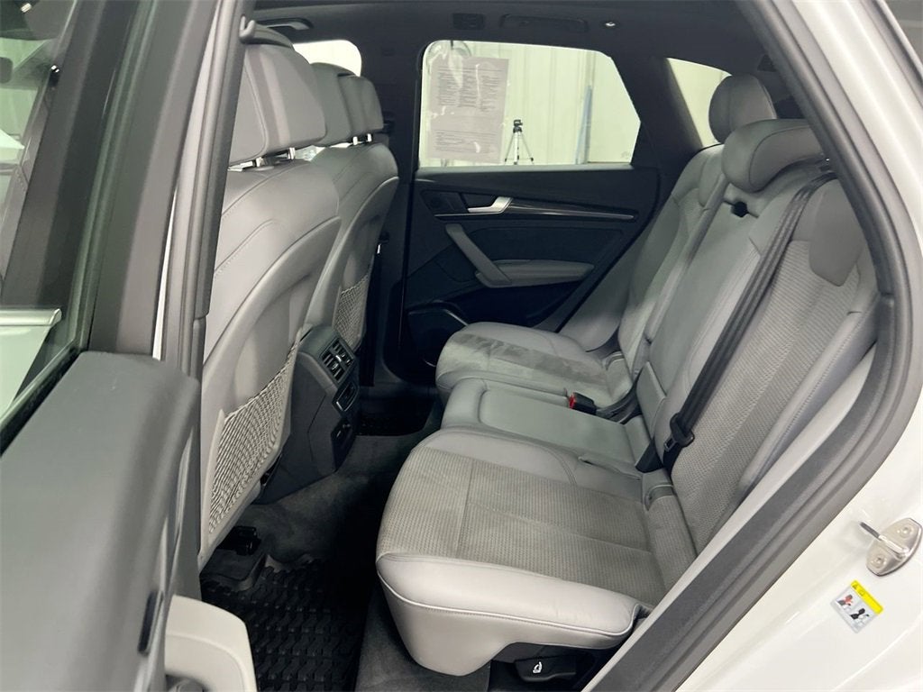 2022 Audi SQ5 Premium Plus