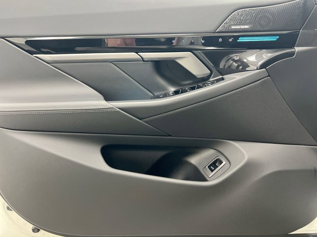 2026 BMW 5 Series 530i