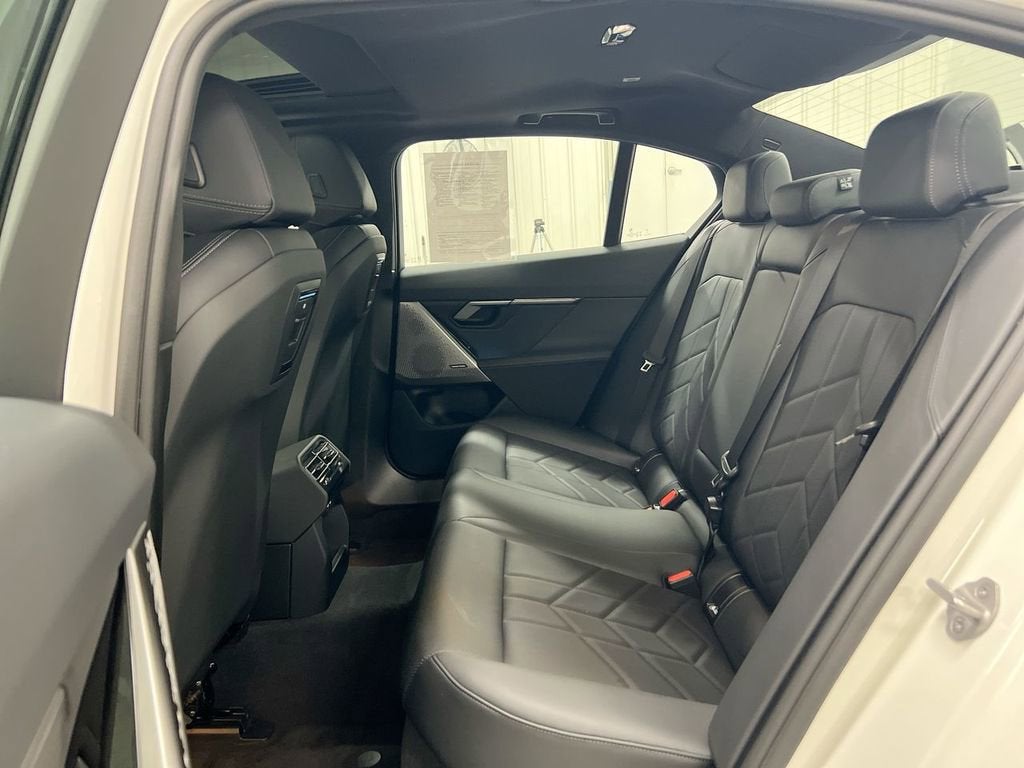 2026 BMW 5 Series 530i