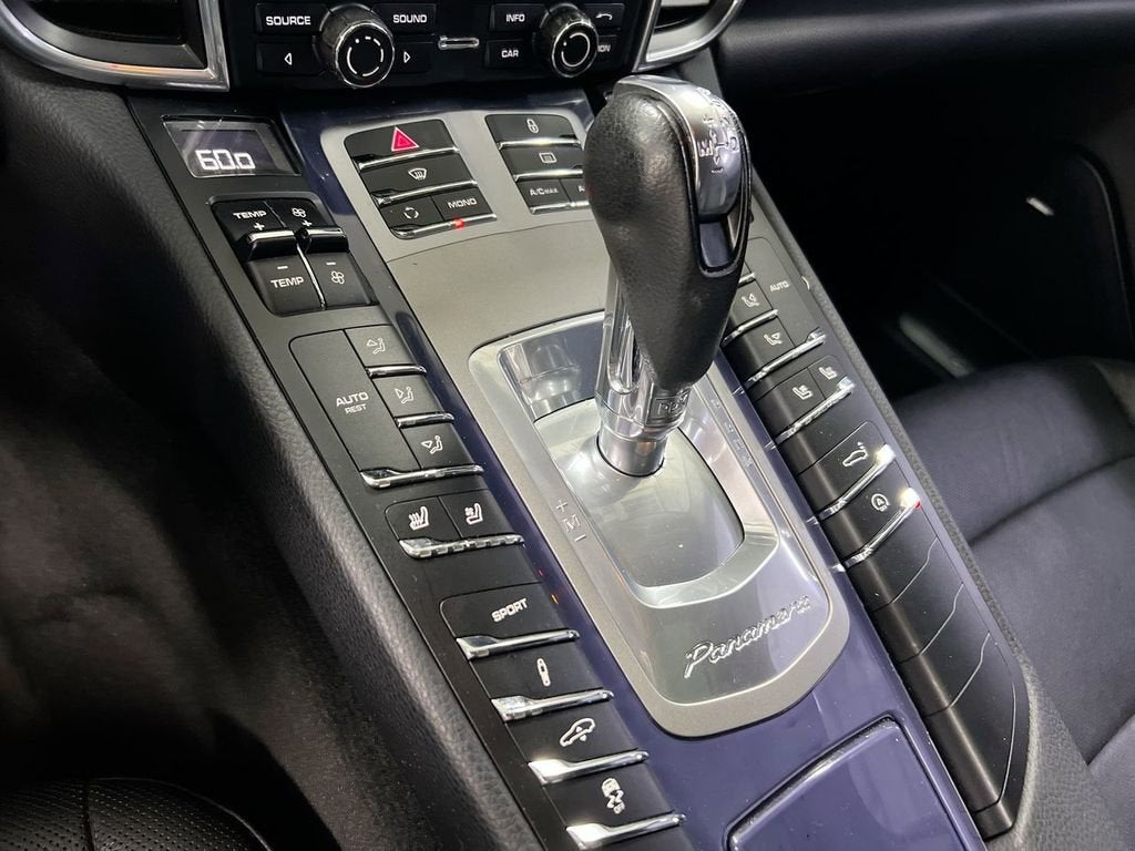 2011 Porsche Panamera Base