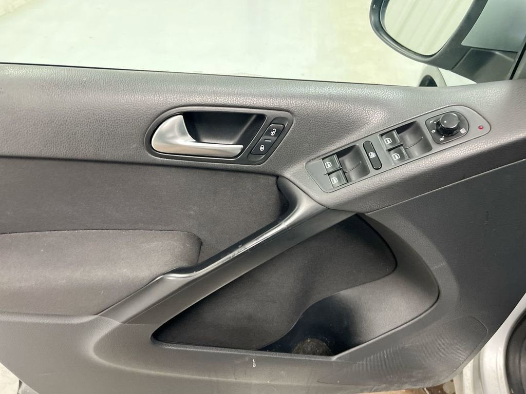 2011 Volkswagen Tiguan S