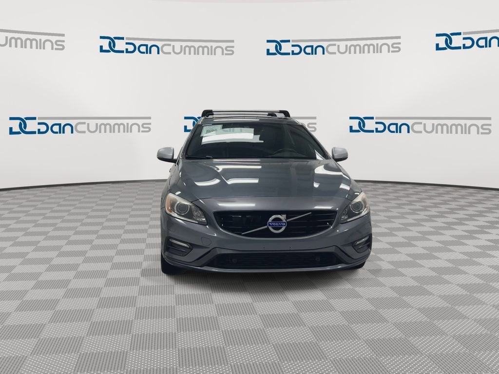 2017 Volvo V60 R-Design Platinum