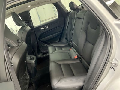 2024 Volvo XC60 Plus Dark Theme