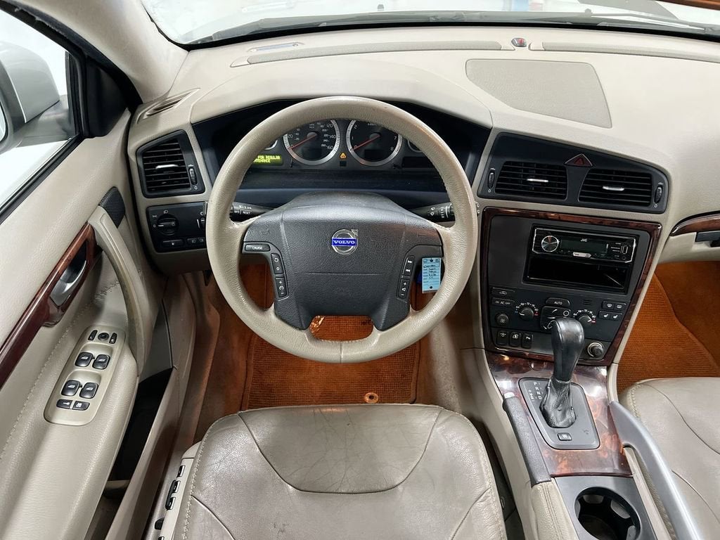 2007 Volvo XC70 Base