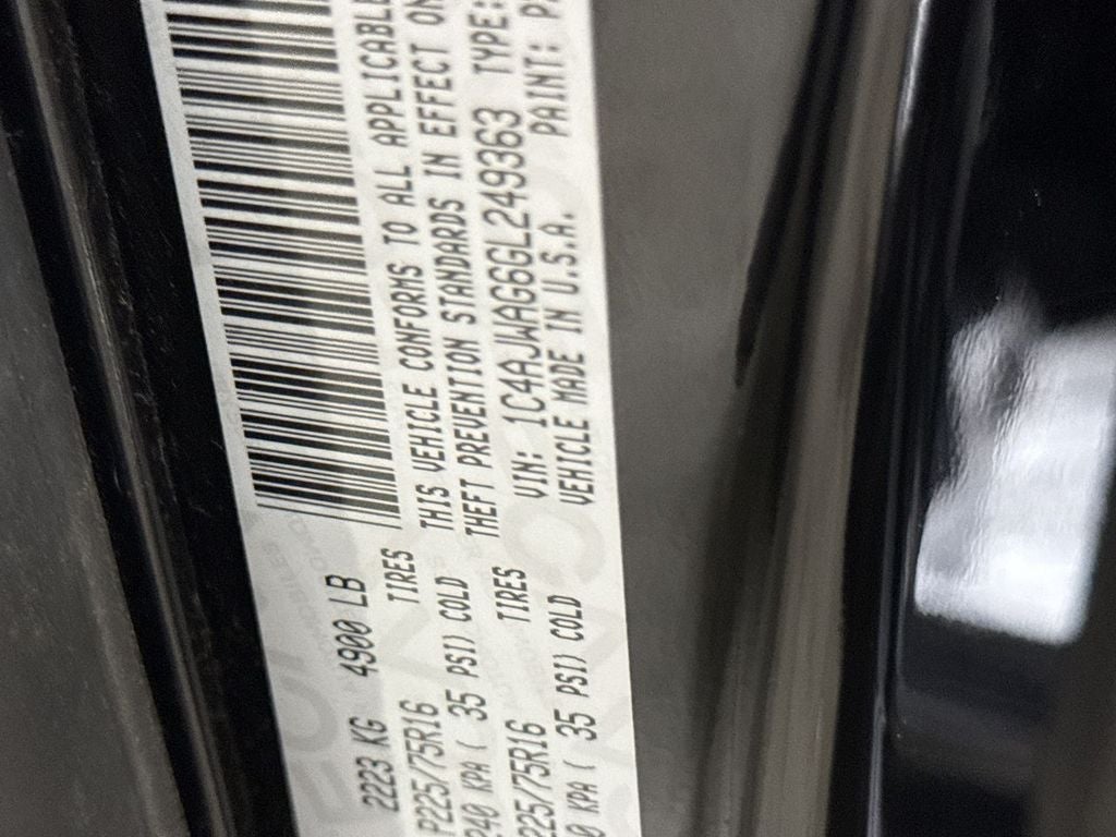 2016 Jeep Wrangler Sport