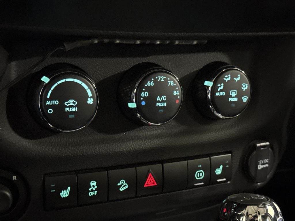 2012 Jeep Wrangler Unlimited Sahara Altitude