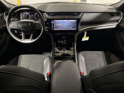 2026 Jeep Grand Cherokee Altitude