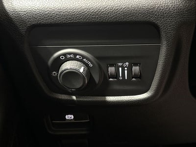 2026 Jeep Grand Cherokee Altitude