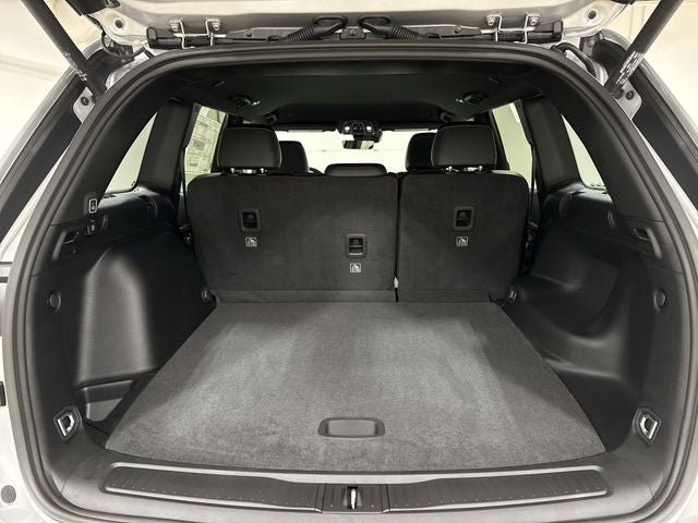 2026 Jeep Grand Cherokee Altitude