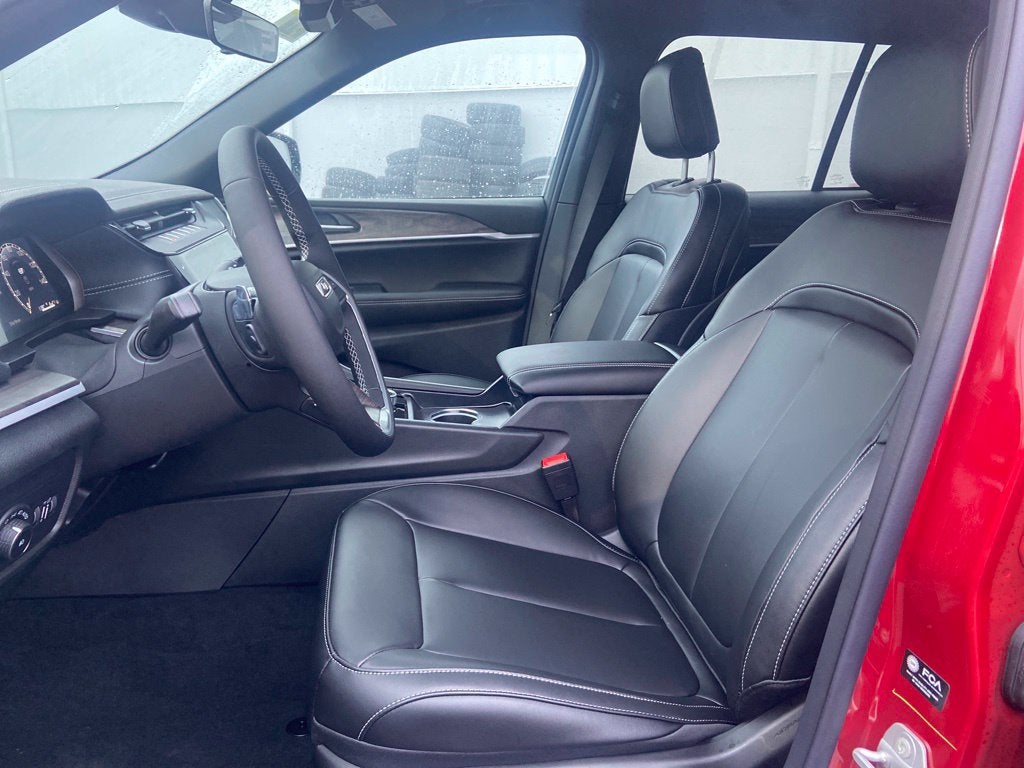 2027 Jeep Grand Cherokee Limited