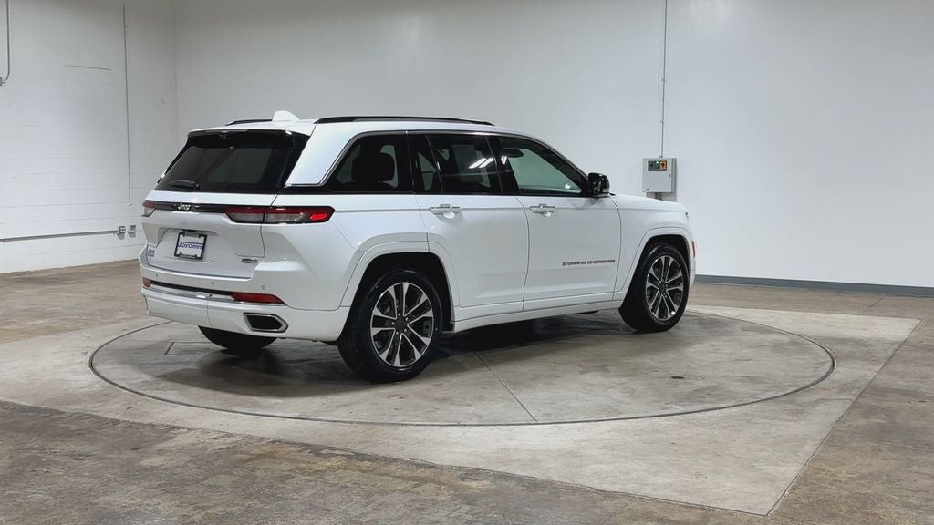 2022 Jeep Grand Cherokee Overland