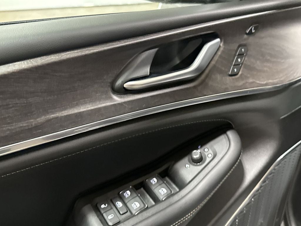 2025 Jeep Grand Cherokee Overland