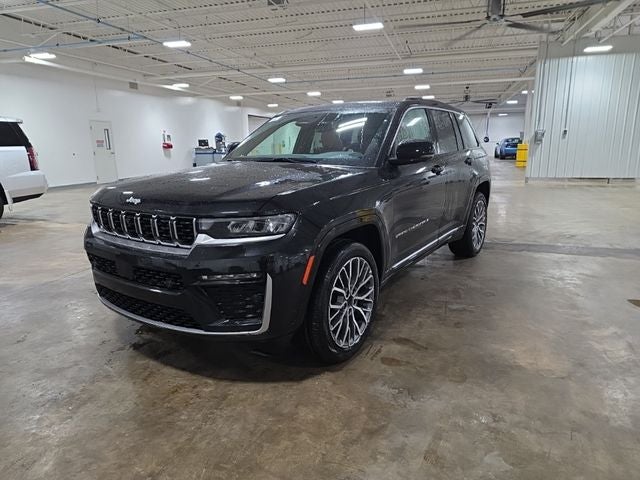 2026 Jeep Grand Cherokee Summit