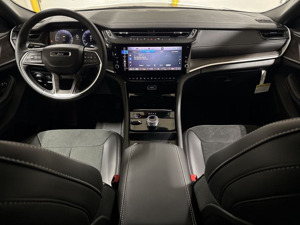 2026 Jeep Grand Cherokee L Laredo