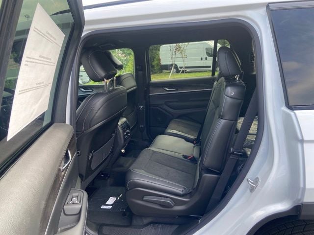 2026 Jeep Grand Cherokee L Altitude