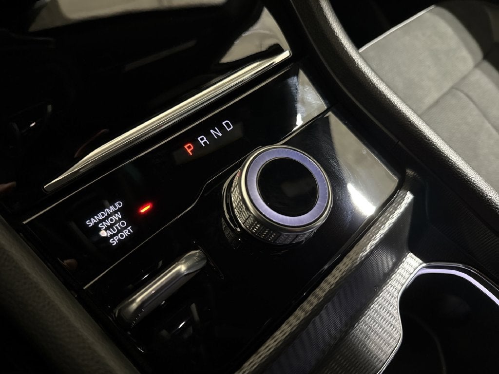 2027 Jeep Grand Cherokee L Laredo Altitude