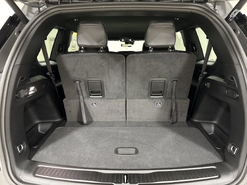2027 Jeep Grand Cherokee L Laredo Altitude