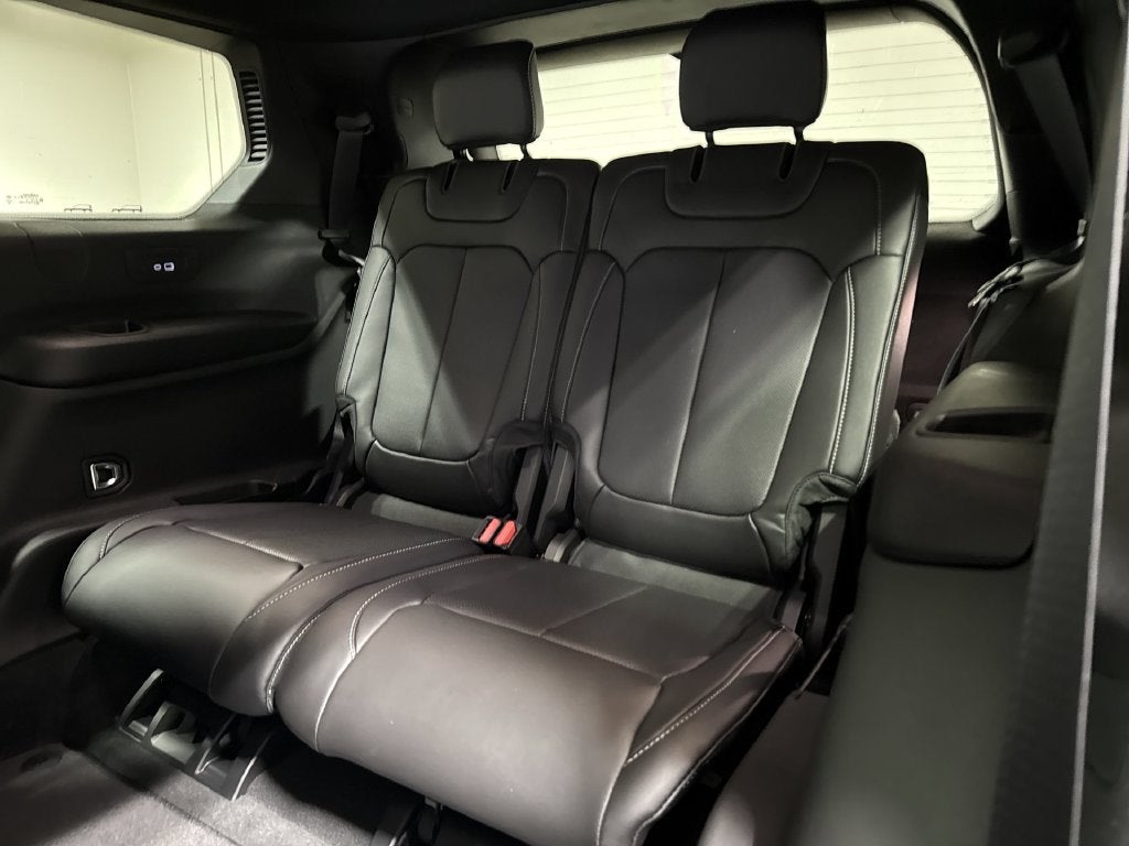 2027 Jeep Grand Cherokee L Limited