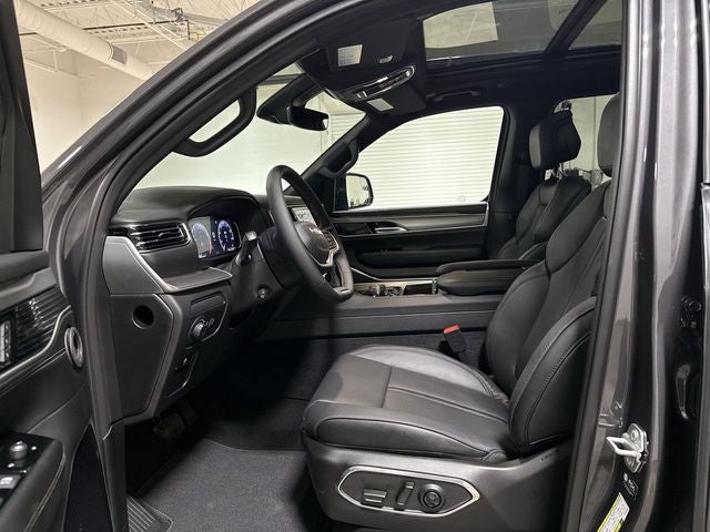 2026 Jeep Grand Wagoneer Limited Altitude