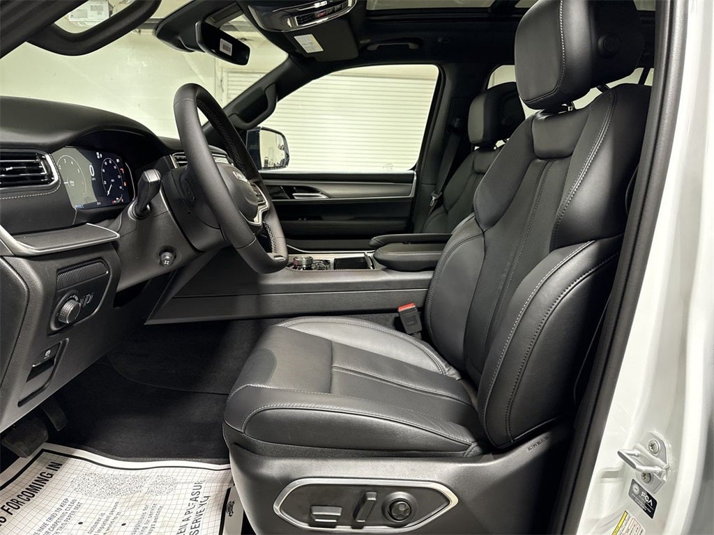 2026 Jeep Grand Wagoneer Limited Reserve