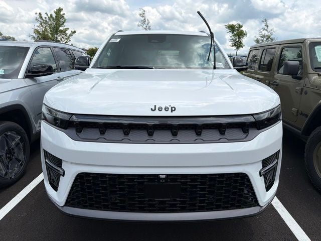 2026 Jeep Grand Wagoneer Limited Reserve