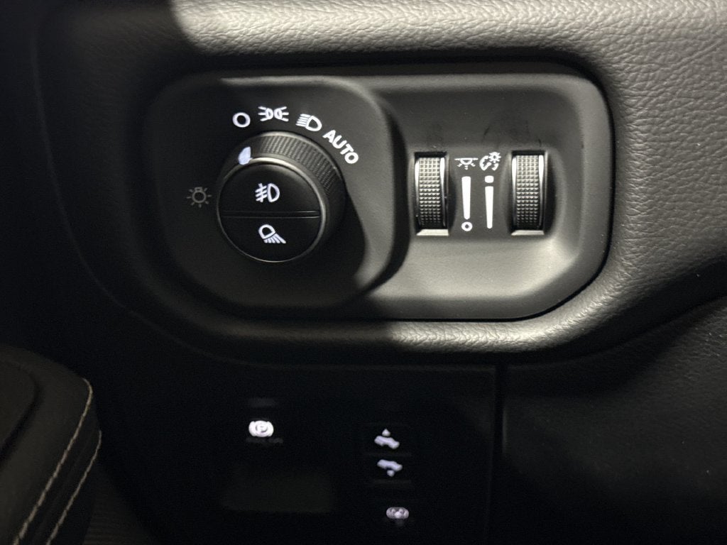 2027 RAM 1500 Laramie