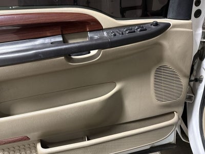 2006 Ford F-350SD Lariat