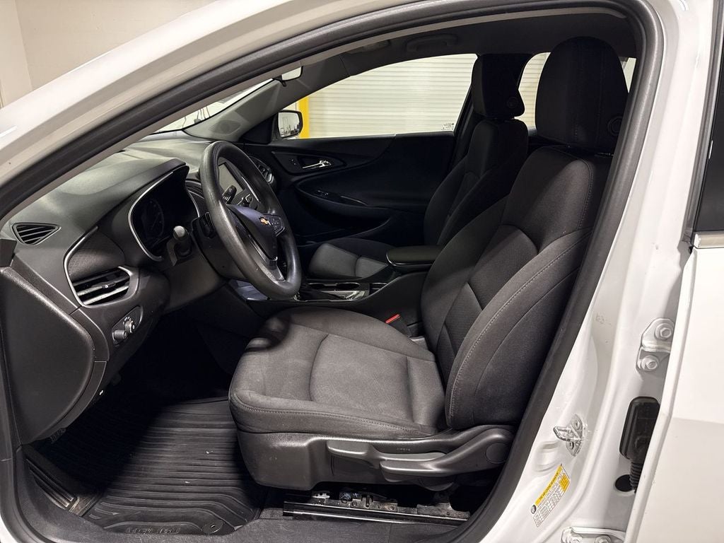 2018 Chevrolet Malibu LS