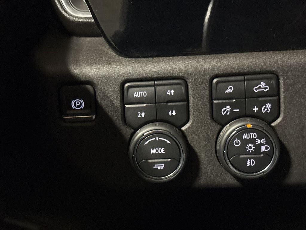 2024 Chevrolet Silverado 3500HD High Country