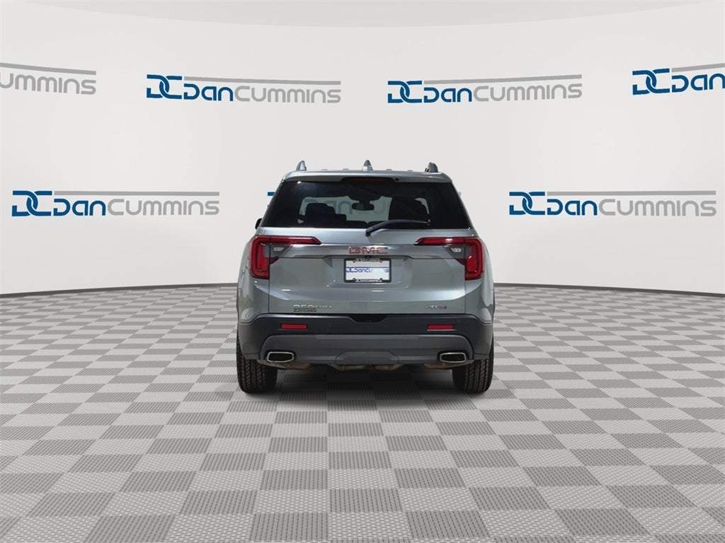 2023 GMC Acadia AT4