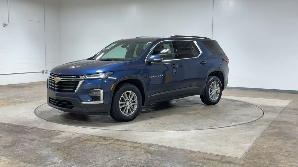 2023 Chevrolet Traverse LT