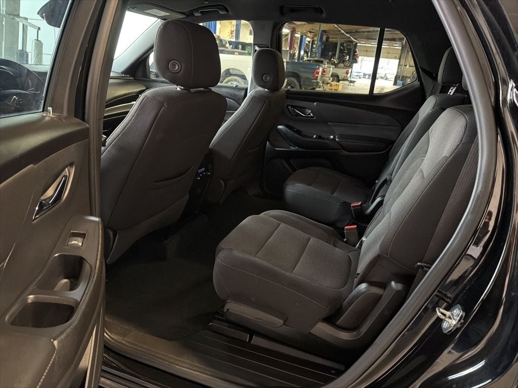 2022 Chevrolet Traverse LT