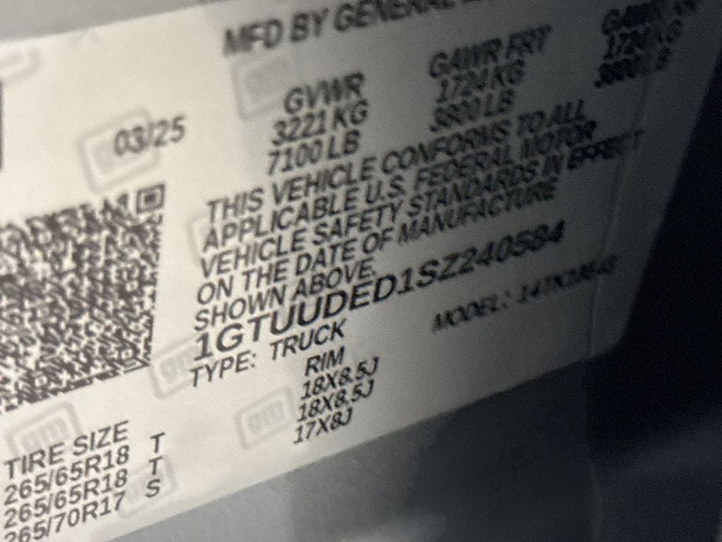 2025 GMC Sierra 1500 SLT