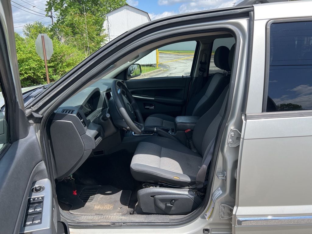 2010 Jeep Grand Cherokee Laredo